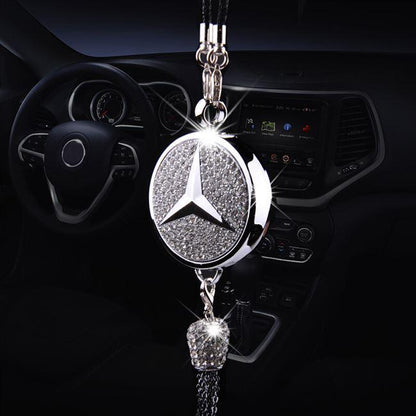 Avelena | Auto-Logo Parfüm-Anhänger | Kristall & Zinklegierung | Funkelnde Dekoration & Geschenkidee