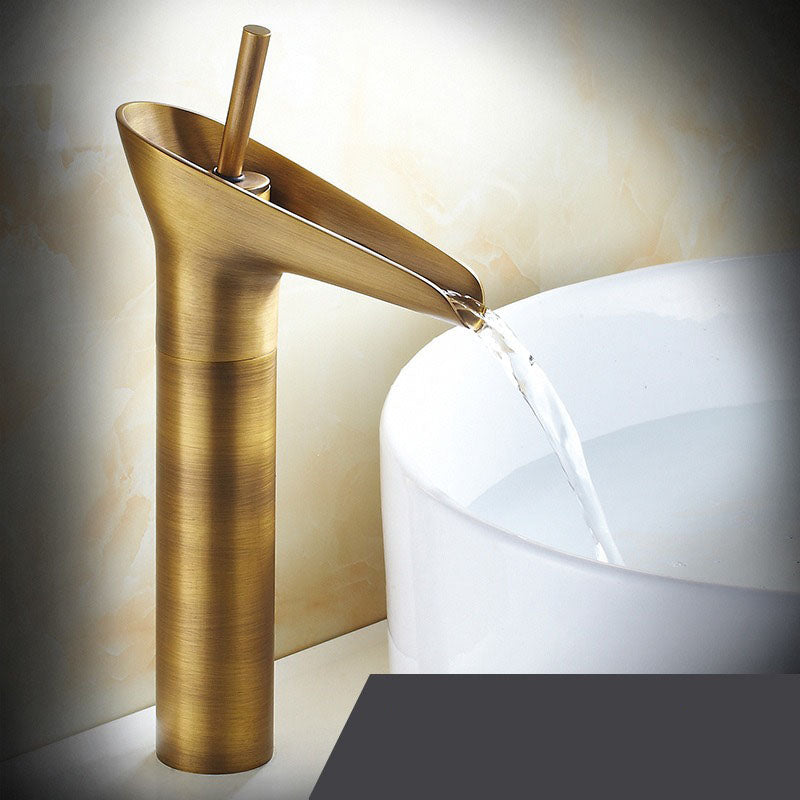 Avelena | Antike Wasserfall Badezimmer Wasser Tapete