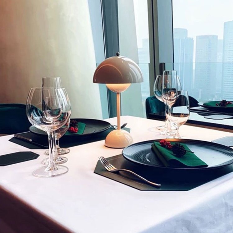 Avelena | Moderne Tischlampe Pilz