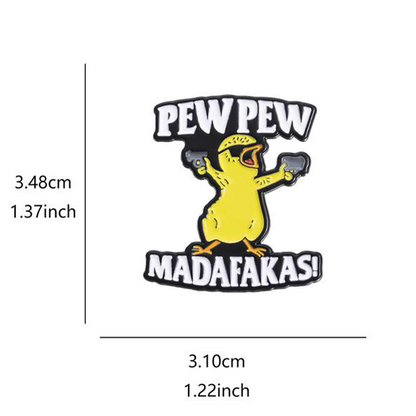 Avelena | Brief & Cartoon-Ente Design Brosche