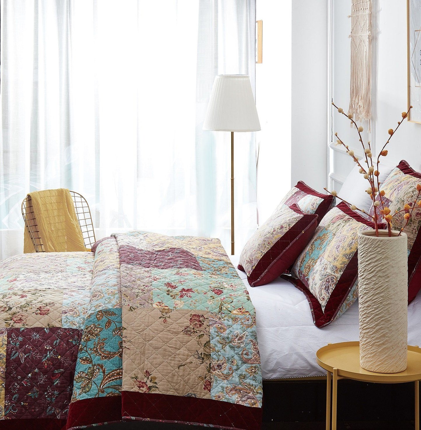 Avelena | Bettwäsche Bohemian Burgunderrot Samtbesatz Blumen Paisley Patchwork Baumwoll Bettüberwurf Set