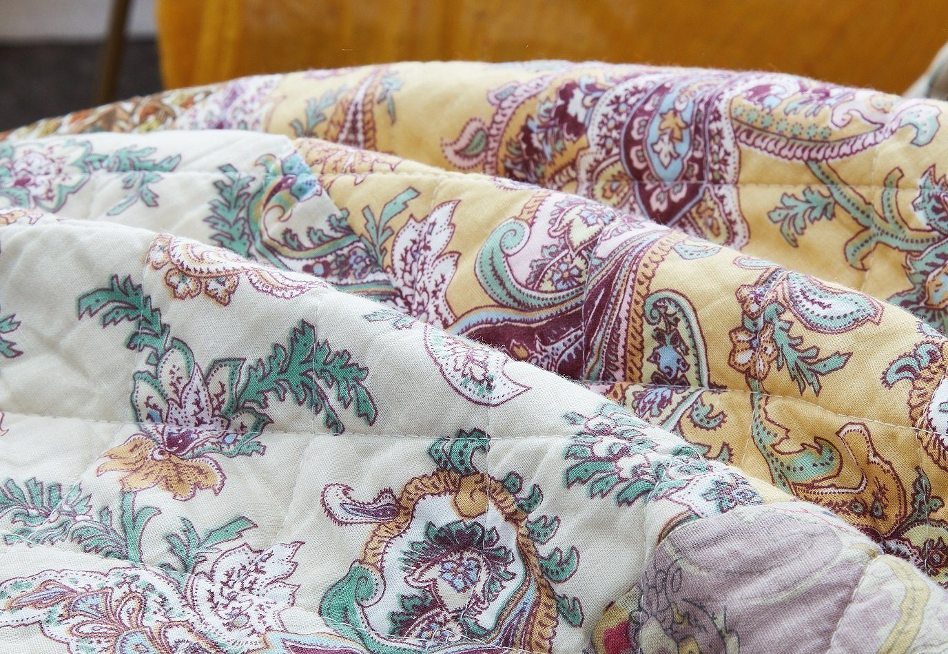 Avelena | Bettwäsche Bohemian Burgunderrot Samtbesatz Blumen Paisley Patchwork Baumwoll Bettüberwurf Set