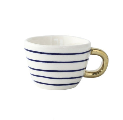 Avelena | Tasse mit abstraktem geometrischem Muster und goldenem Henkel