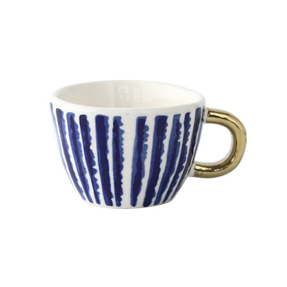 Avelena | Tasse mit abstraktem geometrischem Muster und goldenem Henkel