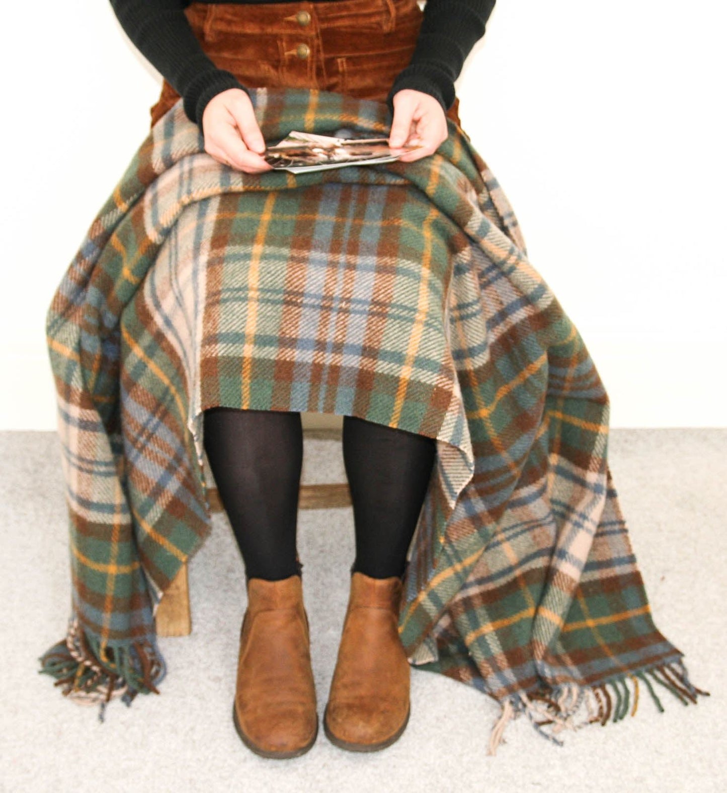 Avelena | Tartan Ren Wolle Teppich Antik Kleid Gordon