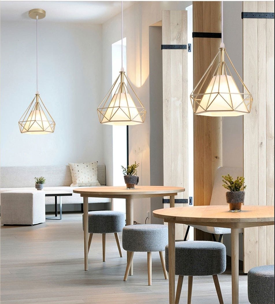Avelena | SteelAura – Moderne Industrielle Deckenleuchte