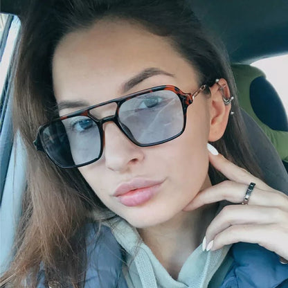 Avelena | CANDYVIEW SONNENBRILLEN – Retro Quadrat Sonnenbrillen mit UV-Schutz für Frauen