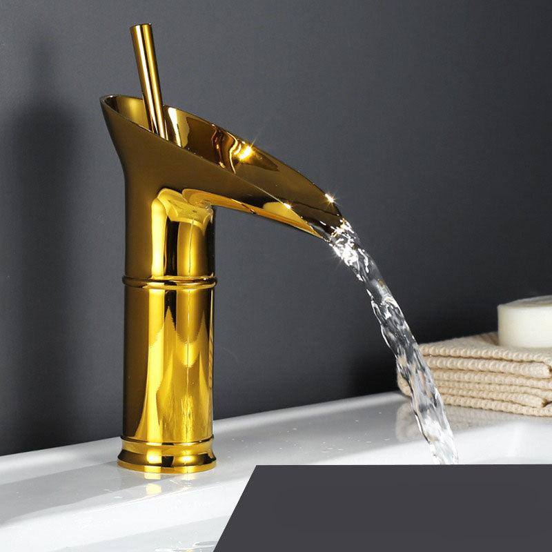 Avelena | CascadeFlow Luxe Wasserfall Becken Mischbatterie