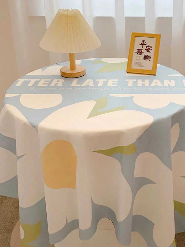 Avelena | Kariertes Design Runde Baumwolltischdecke