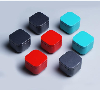 Avelena | Bunte Aufbewahrungsbox | Kleiner Metall Tee-, Bonbon-, Pillenbehälter