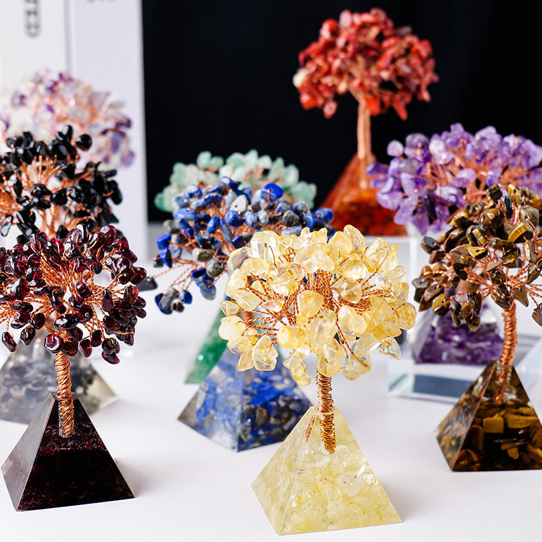 Avelena | Naturstein Kies Pyramidensockel Feng Shui Baum