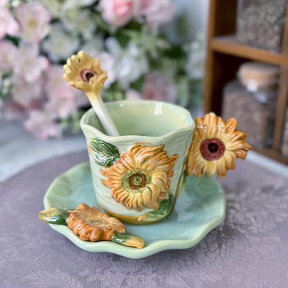 Avelena | ArtSip Keramikbecher & Untertassen-Set – Handgemaltes 3D-Design inspiriert von Van Gogh