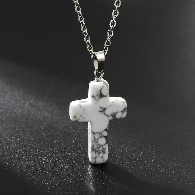 Avelena | Natürliche Edelsteine Kreuz Halskette Eine Spirituelle Schmuckerfahrung