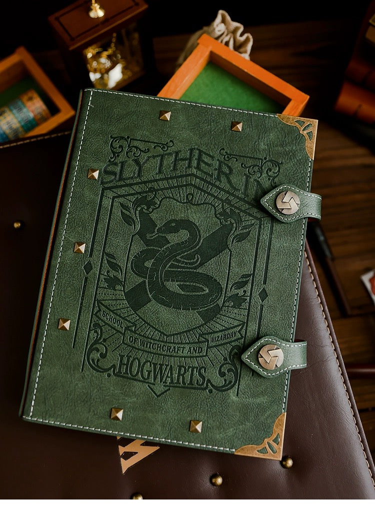 Avelena | Hogwarts Handbuch Notizbuch Grimoire