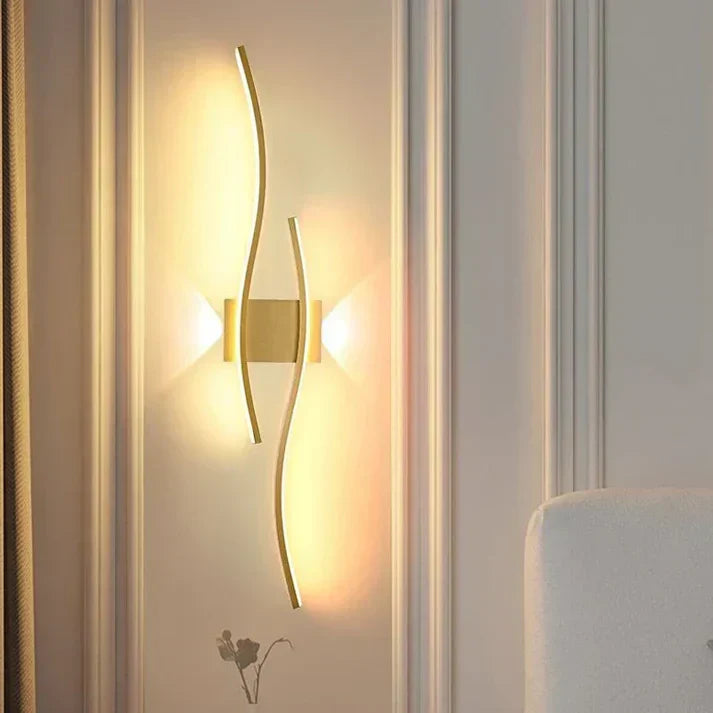 Avelena | Virella Wave LED Wandleuchte | Modernes Design | Warmweiß | Energiesparend