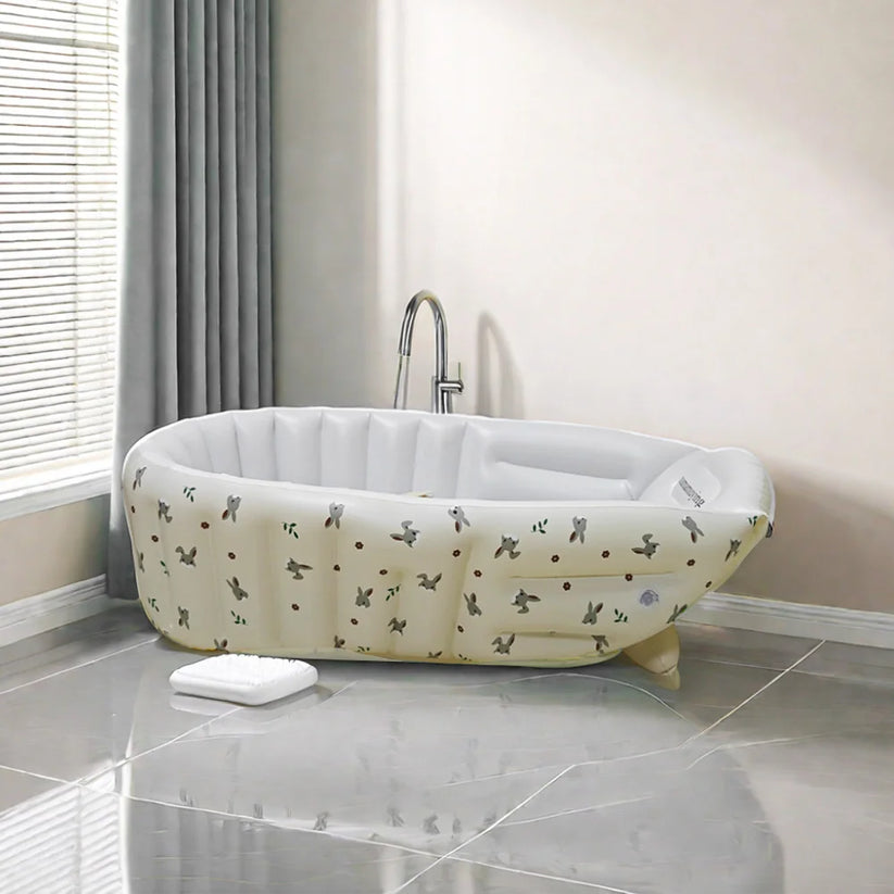 Avelena | SplashNest – Das mobile Badeparadies für dein Baby