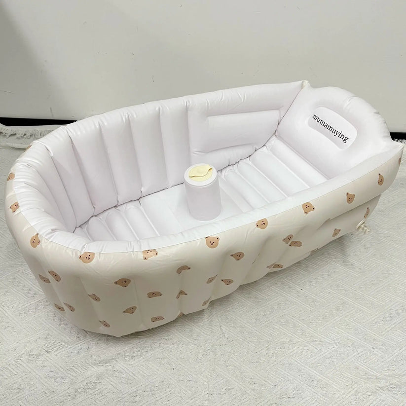 Avelena | SplashNest – Das mobile Badeparadies für dein Baby