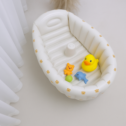 Avelena | SplashNest – Das mobile Badeparadies für dein Baby