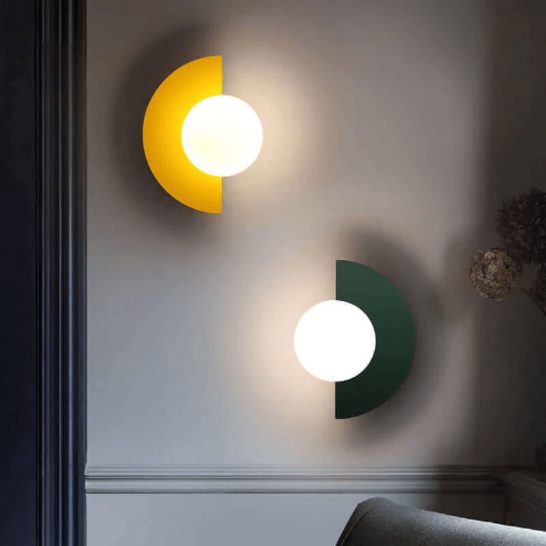 Avelena | Metallische Halbmook Wandlampe