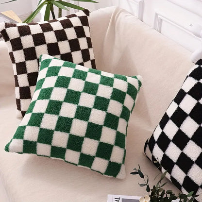 Avelena | Schachbrett Kunstfell Kissenbezug