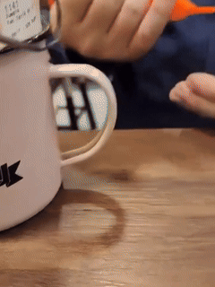 Avelena | Fuzzy Wurm Spielzeug