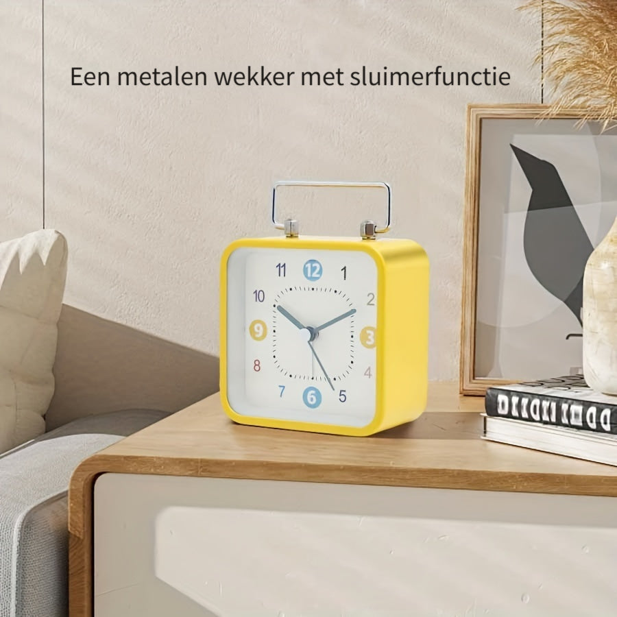 Avelena | Uhr Stilvolle Quadratische Wecker mit Nachtlicht