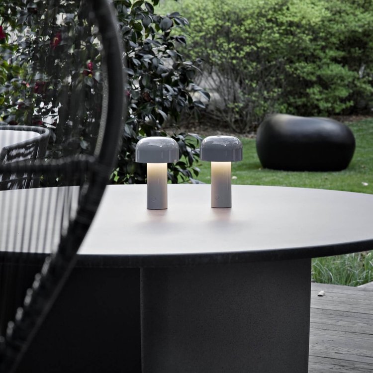 Avelena | LED Tischlampe - Lumina - Dreifarbige Dimmfunktion - Tragbar Aufladen