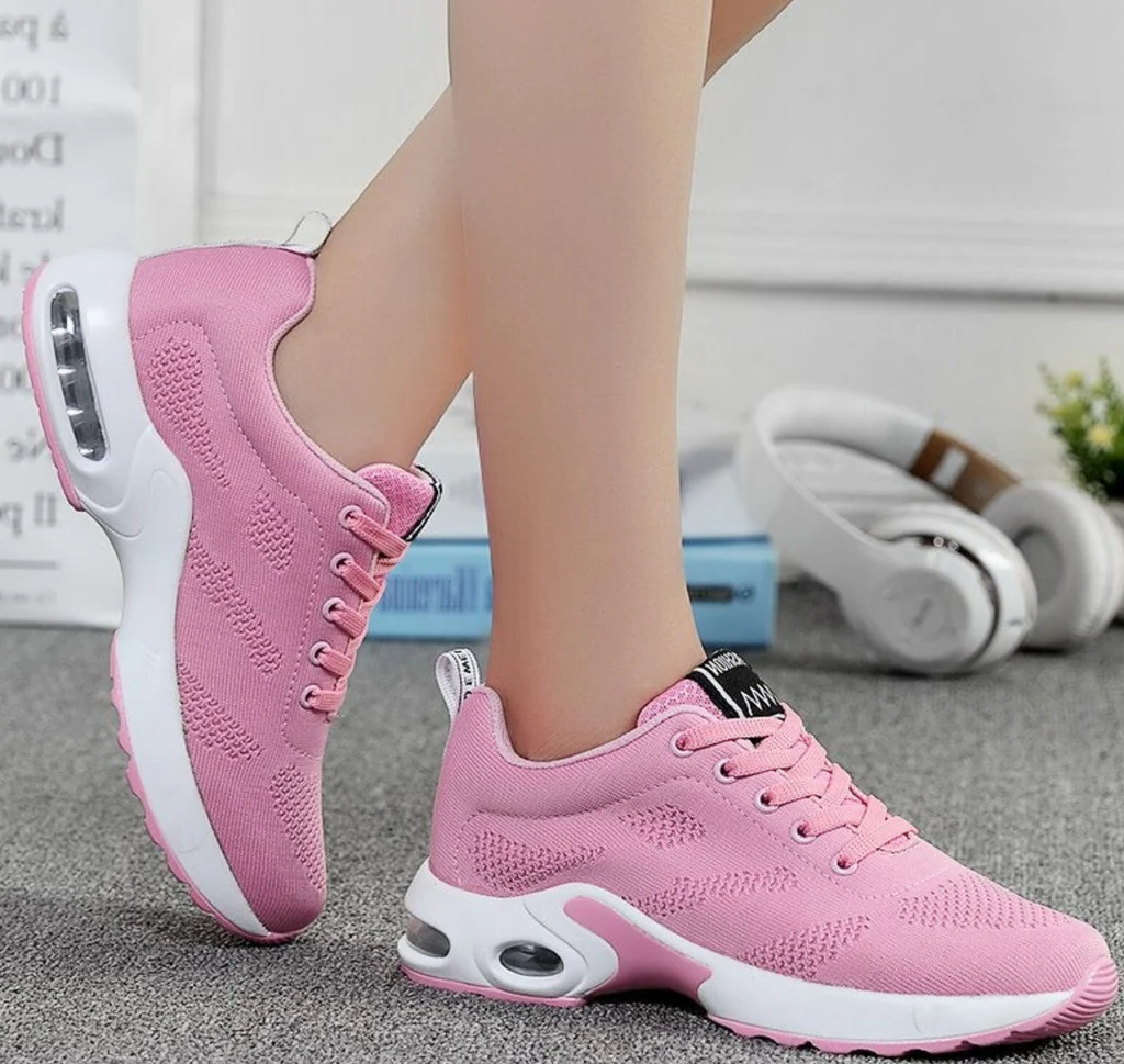 Avelena | Die bequemsten orthopädischen Schuhe von 2025!