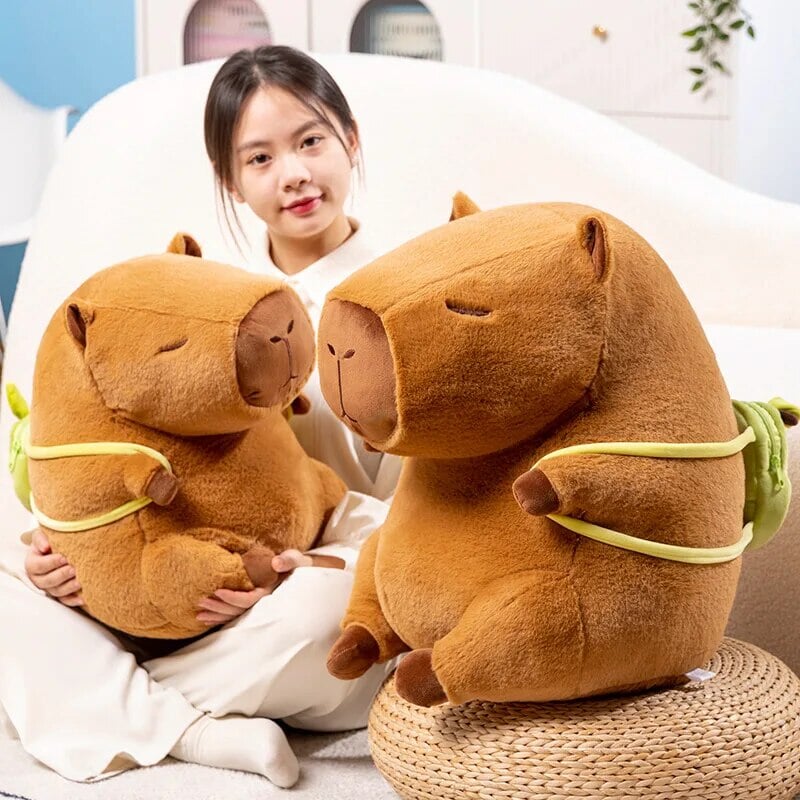 Avelena | Die Kawaii Capybara mit Mini Avocado Rucksack Plüschspielzeug