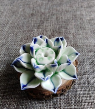 Avelena | Lotusblumen Räuchergefäß Stylisches Design