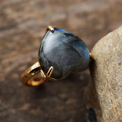 Avelena | Ring Elegante Edelstein Schmuck