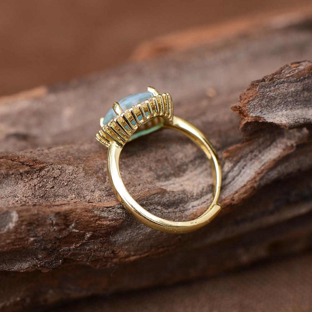 Avelena | Glow Ring - Mystischer Cocktailring mit elegantem Design
