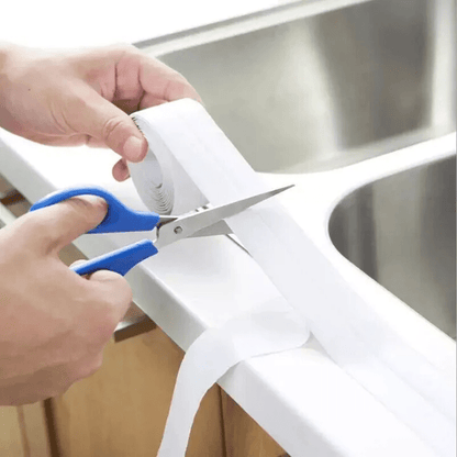 Avelena | Selbstklebender Dichtungsstreifen | Wasserdicht & Schimmelresistent | Flexibel Zuschneidbar | PE-Material