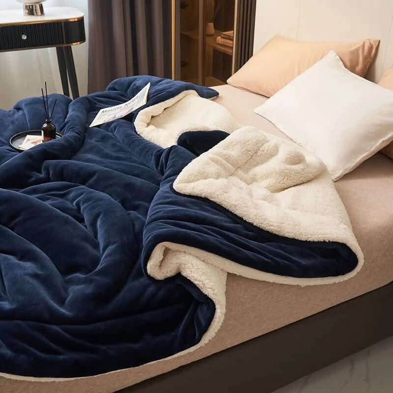 Avelena | Wendbare Sherpa-Fleece-Decke für Bett und Sofa
