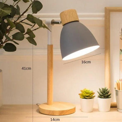 Avelena | Nordische Tischlampe | Holz, Eisen