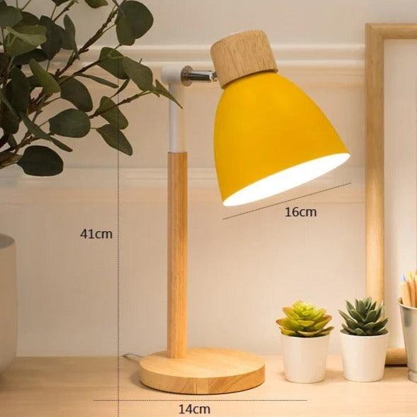 Avelena | Nordische Tischlampe | Holz, Eisen