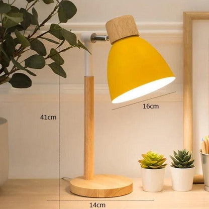 Avelena | Nordische Tischlampe | Holz, Eisen