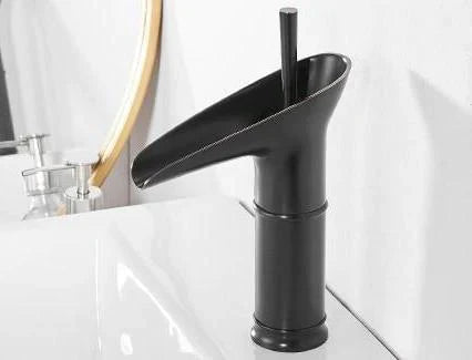 Avelena | Antike Wasserfall Badezimmer Wasser Tapete