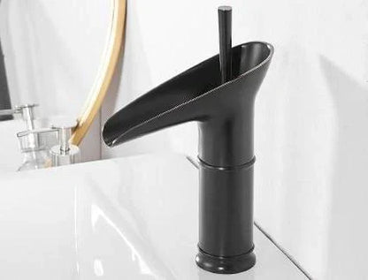 Avelena | Antike Wasserfall Badezimmer Wasser Tapete