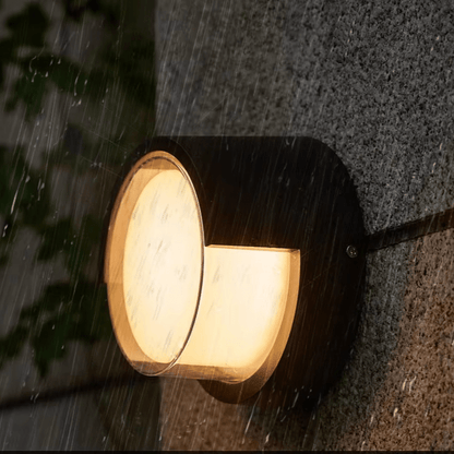 Avelena | SAFEGLIMMER – Outdoor-LED-Wandleuchte mit Bewegungssensor für Sicherheit und Stil