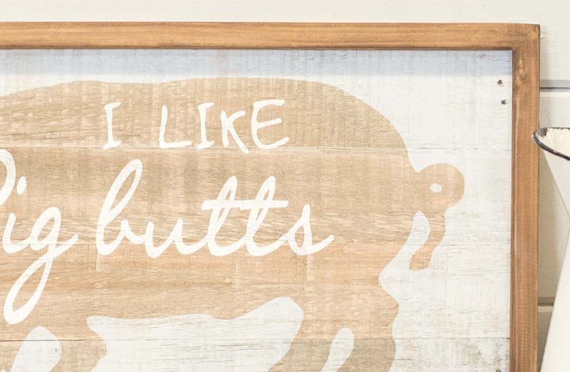 Avelena | Distressed Wood Pig Butts Schild