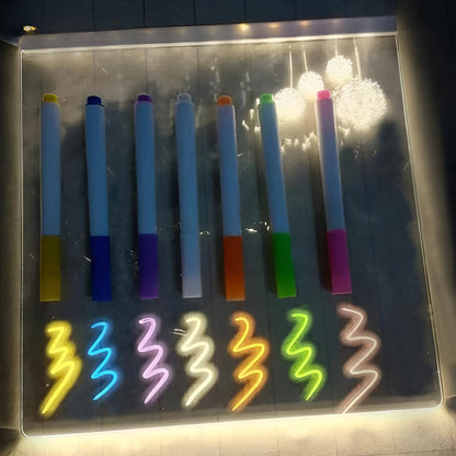 Avelena | LED Notiztafel mit 7 Farben Stift