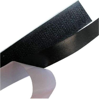 Avelena | 3/4 Breite Länge Schwarz. Selbstklebendes Klettband mit Kleberückseite.