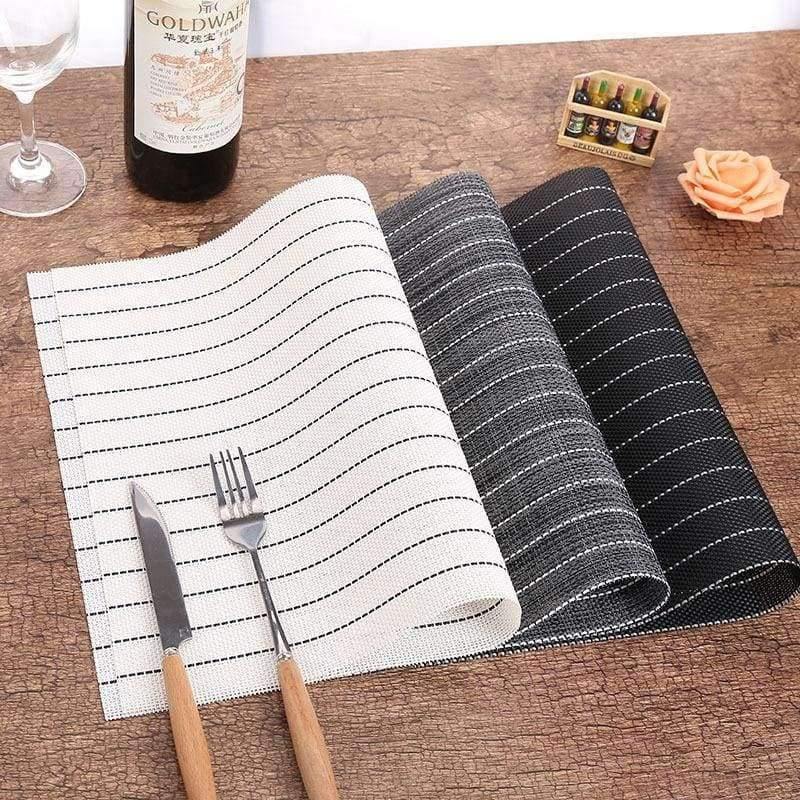 Avelena | 4-Teiliges Geschirrpad Tischdecke Matte Wärmeisolierung Rutschfesten Einfache Platzdeckchen Disc Weiße Pads Schüsseluntersetzer Küchenaccessoires