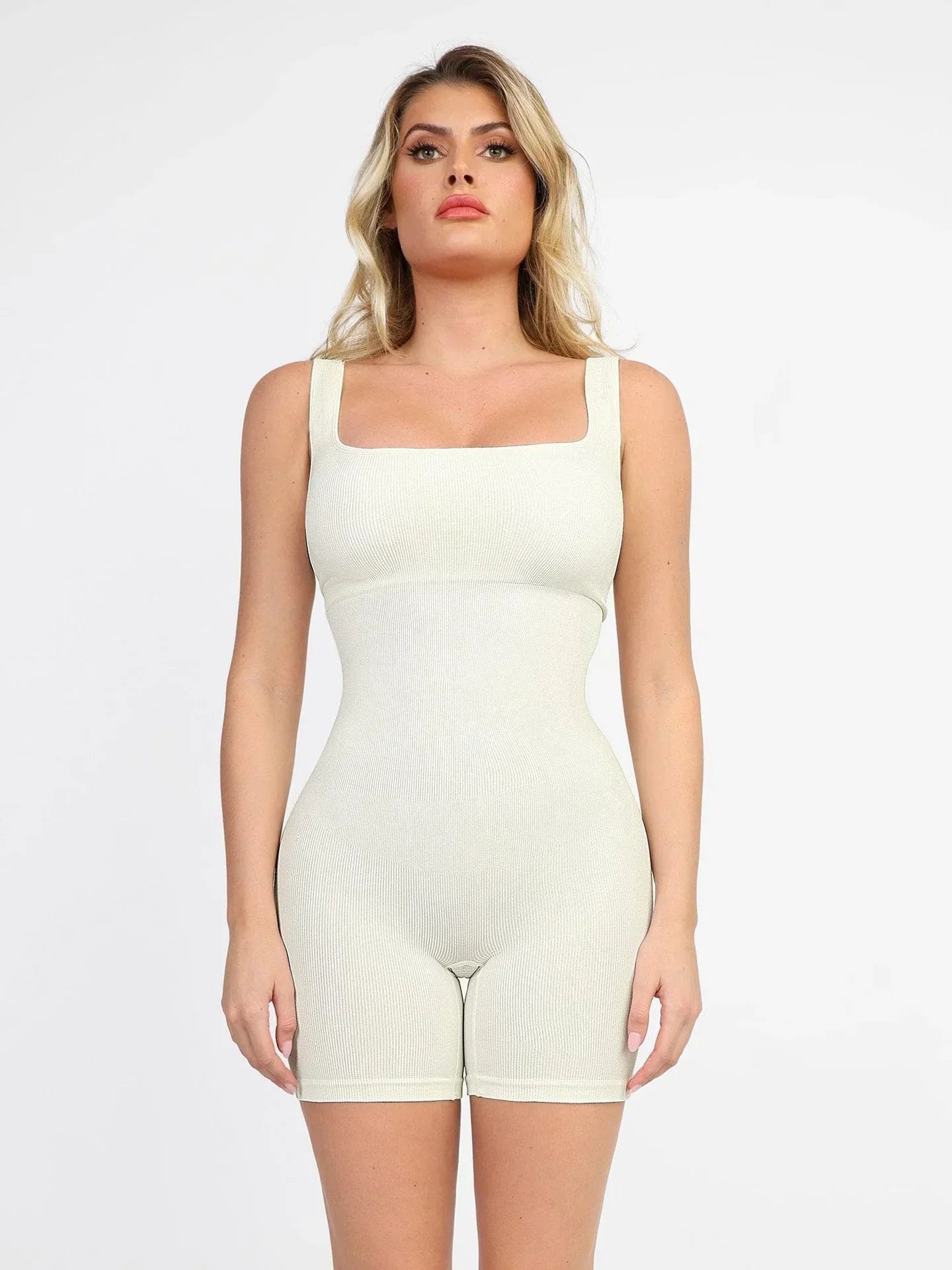 Eingebautes Shapewear-Romper