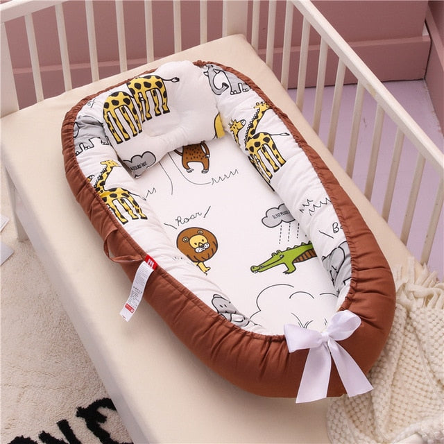 Avelena | Tragbares Babybett und Baby Nest Bett mit Kissen