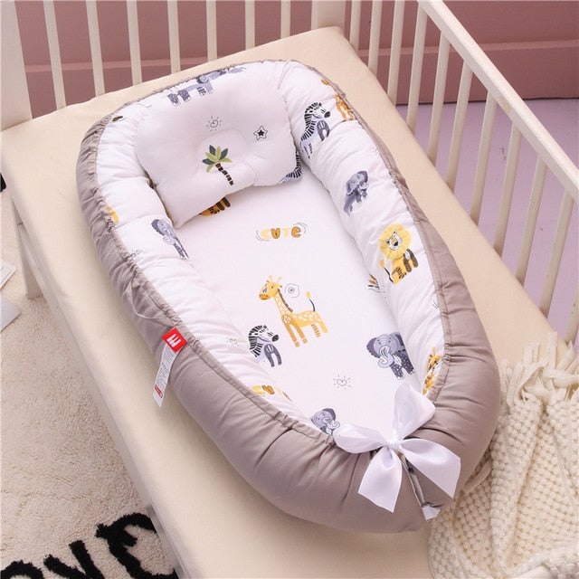 Avelena | Tragbares Babybett und Baby Nest Bett mit Kissen
