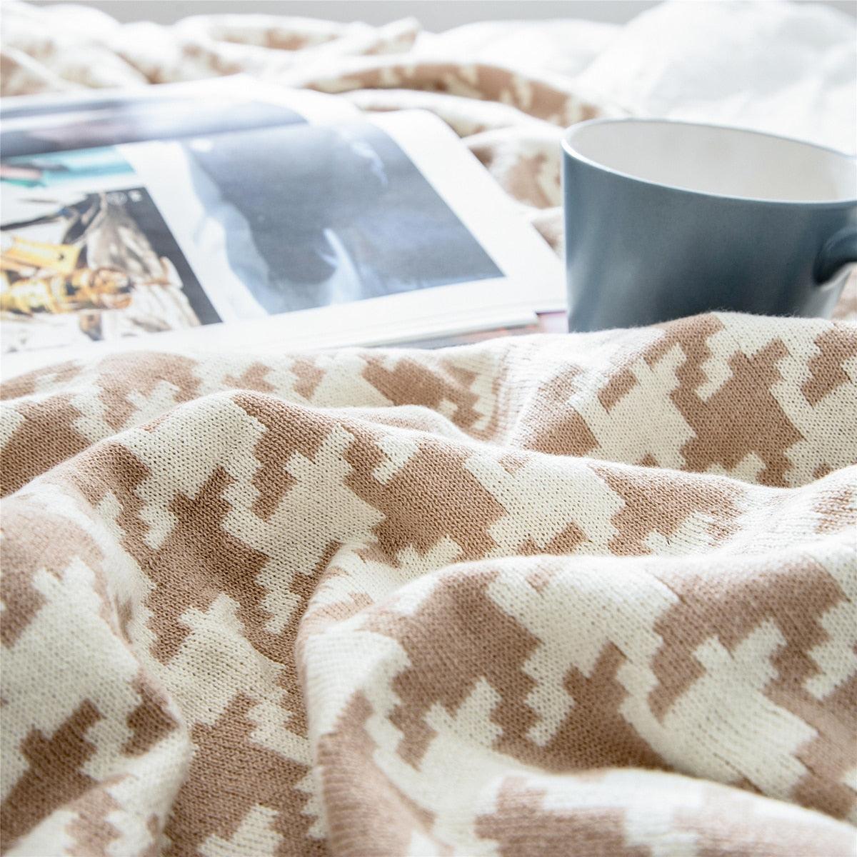 Avelena | PlaidLuxe Houndstooth Kuscheldecke | Kariertes Design | Weich & Gemütlich | Verschiedene Größen