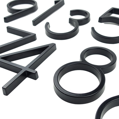 Avelena | Hannah Schwarze Hausnummern