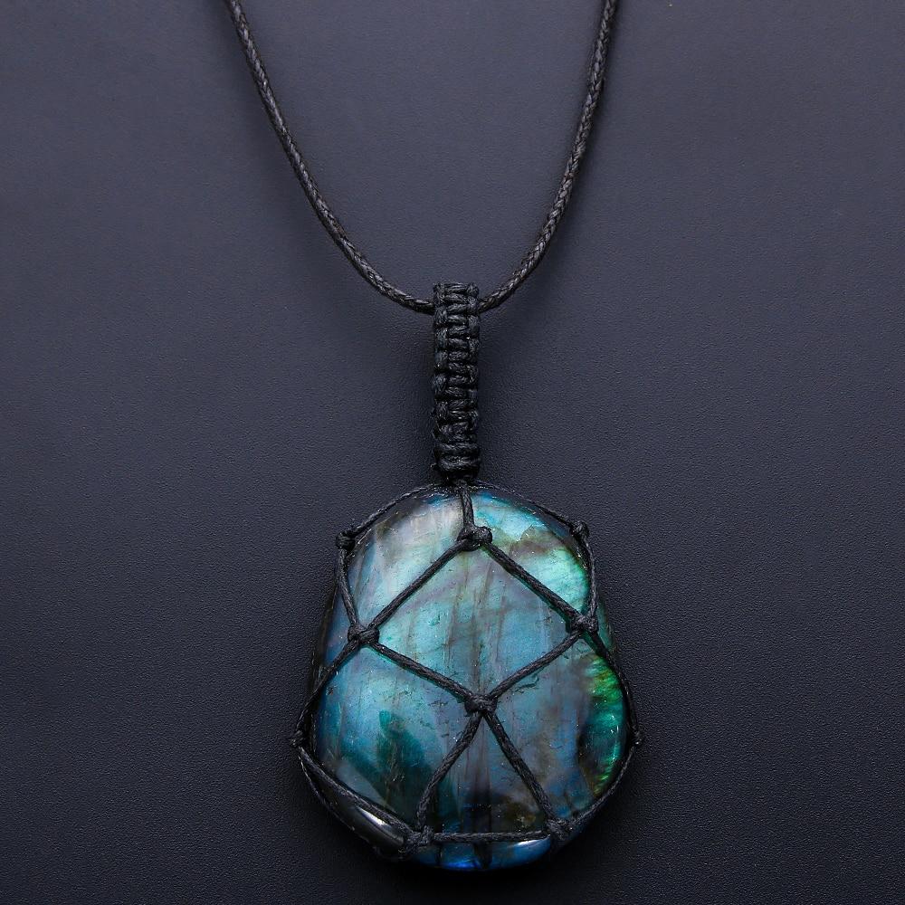 Avelena | DragonHeart Halskette – Mystisches Labradorit Schmuck